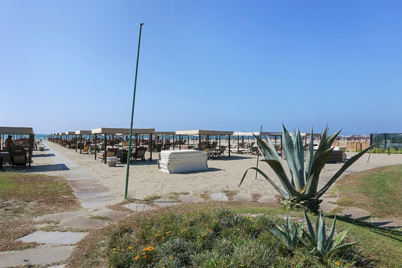 Soleado Beach House Pietrasanta Extérieur photo