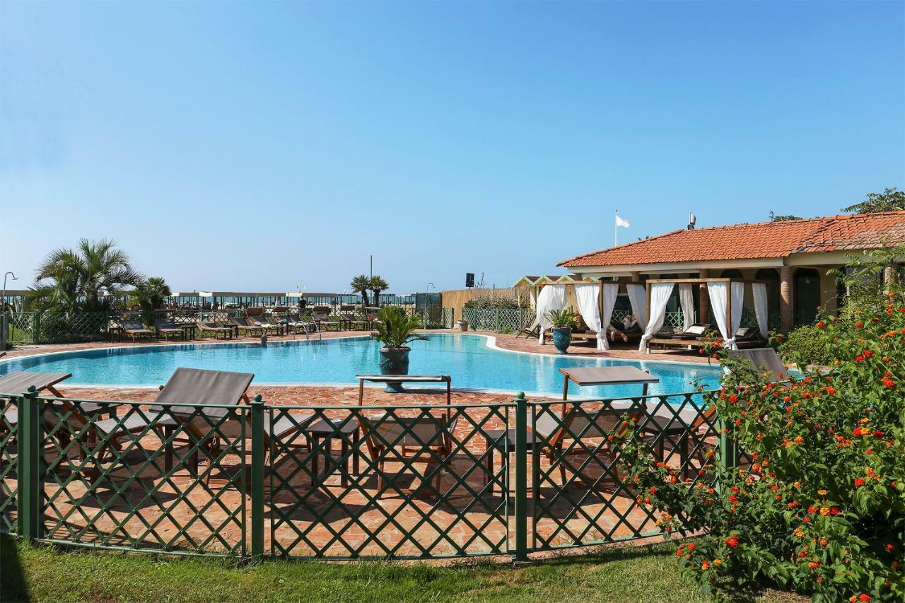 Soleado Beach House Pietrasanta Extérieur photo